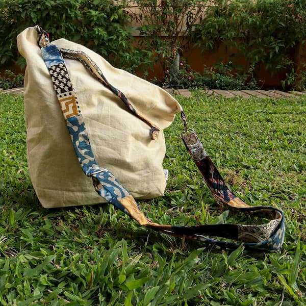 Printed Cotton Canvas Sling Bag, for Ladies, Color : Multi Colors at Rs 2 /  Piece in Delhi